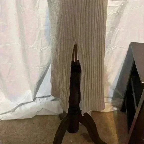 Women’s Ady P Ribbed Stretchy Dress. Size Small. Light Tan. Slits On Sides. - Picture 4 of 6